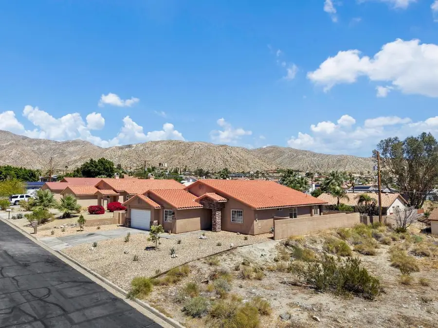 9420 Vista Del Valle, Desert Hot Springs, CA 92240 - #3