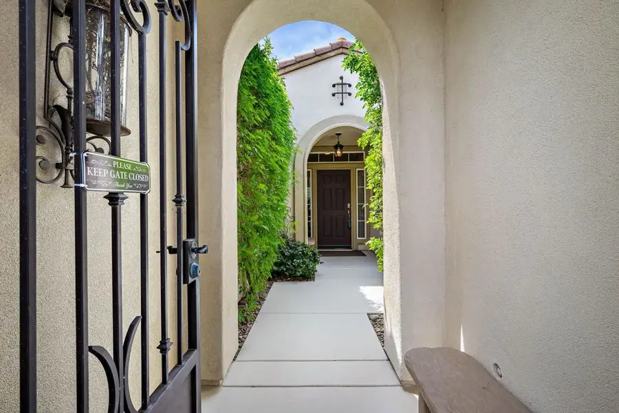 60179 Honeysuckle Street, La Quinta, CA 92253 - #3