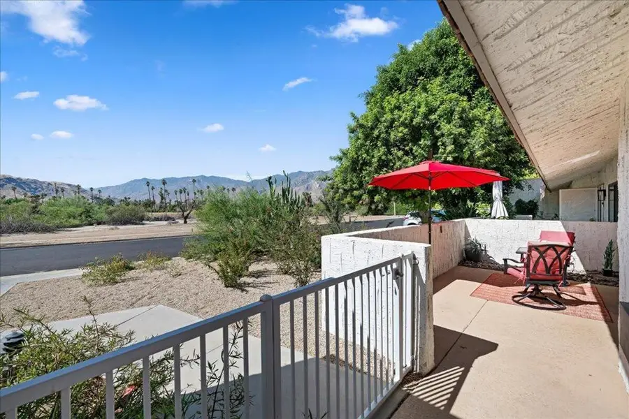 2134 S Sunshine Circle, Palm Springs, CA 92264 - #2