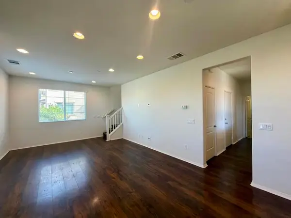 206 Paseo Gusto #215, Palm Desert, CA 92211