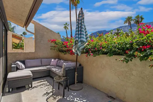 2600 S Palm Canyon Drive #10, Palm Springs, CA 92264