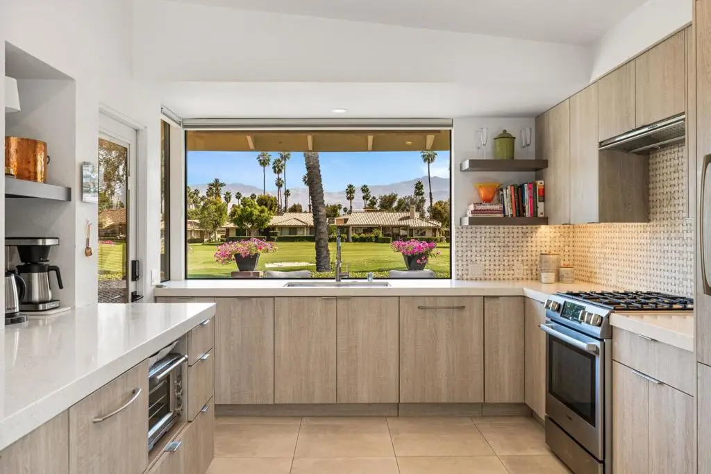 201 Las Lomas, Palm Desert, CA 92260 - #1