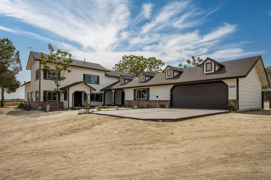 5523 Tom Mix Road, Pioneertown, CA 92268 - #2