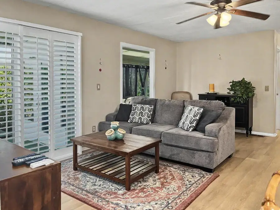39705 Manzanita Drive, Palm Desert, CA 92260 - #2