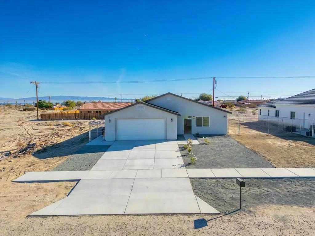 2864 Vista Avenue, Thermal, CA 92274 - #1