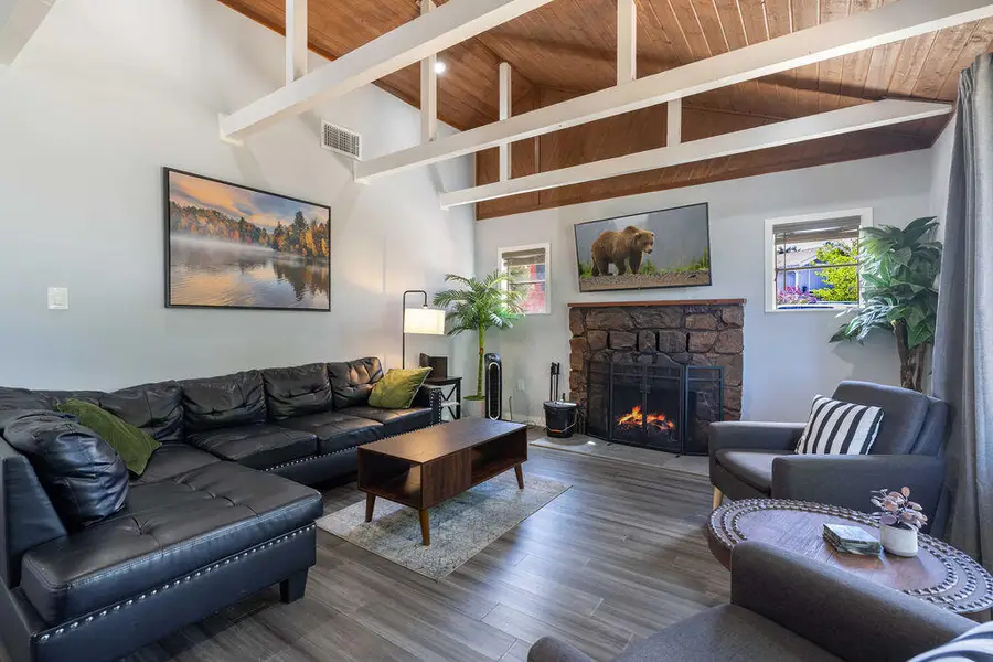 643 Villa Grove Avenue, Big Bear City, CA 92314 - #2