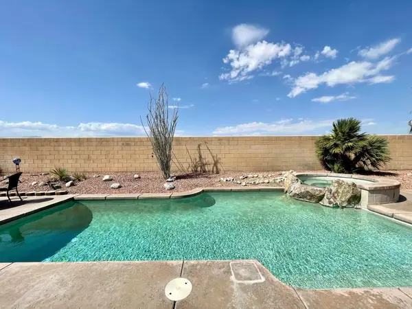 1120 E Via San Dimas Road, Palm Springs, CA 92262