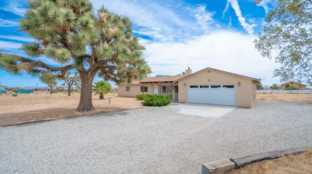 1823 Hilton Avenue, Yucca Valley, CA 92284 - #1