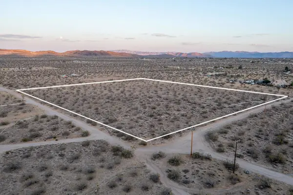 57755 Boo Lane, Landers, CA 92285