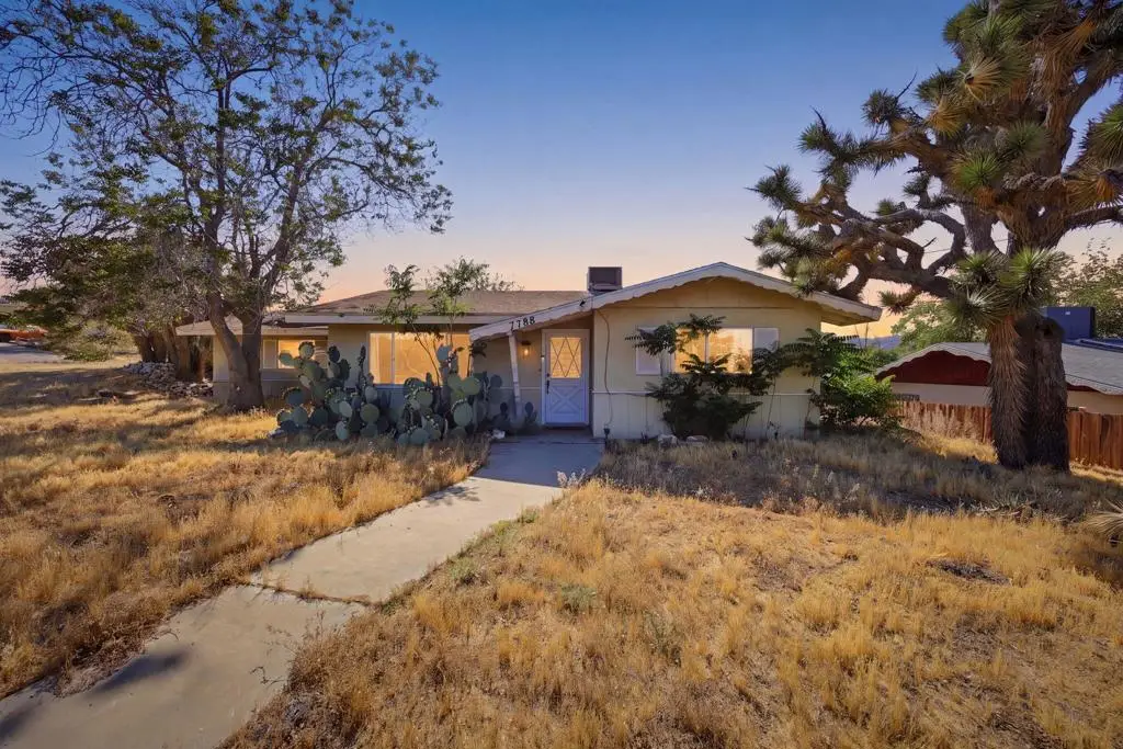 7798 Acoma Trail, Yucca Valley, CA 92284 - #1