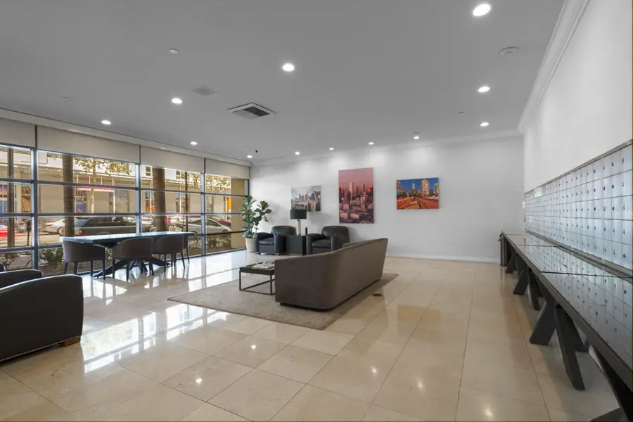 600 W 9th Street #305, Los Angeles, CA 90015 - #3