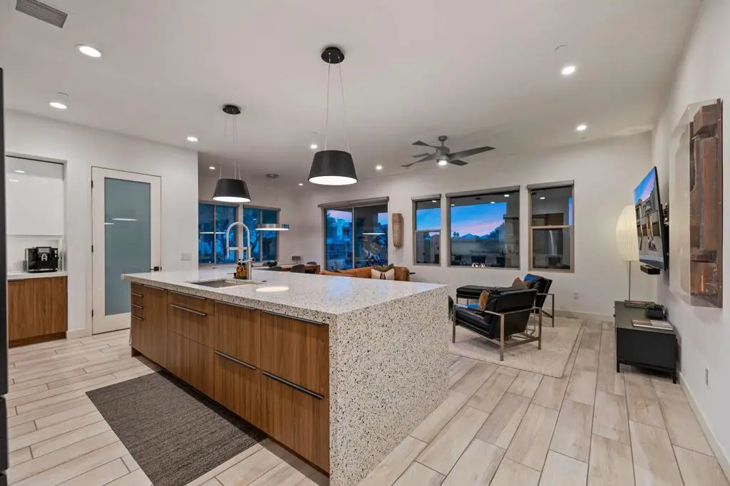 1401 Retreat Circle, Palm Desert, CA 92260 - #1