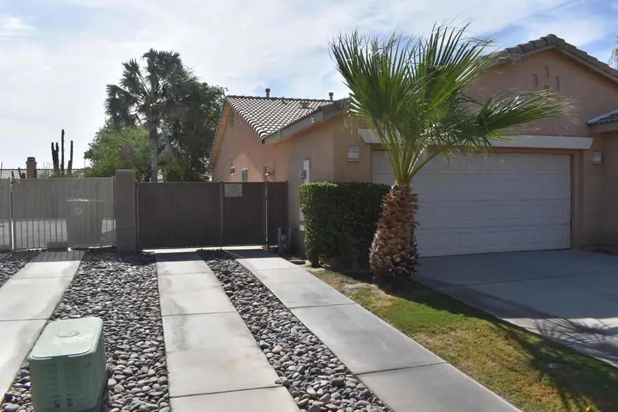 47820 Calle Zafiro, Indio, CA 92201 - #3