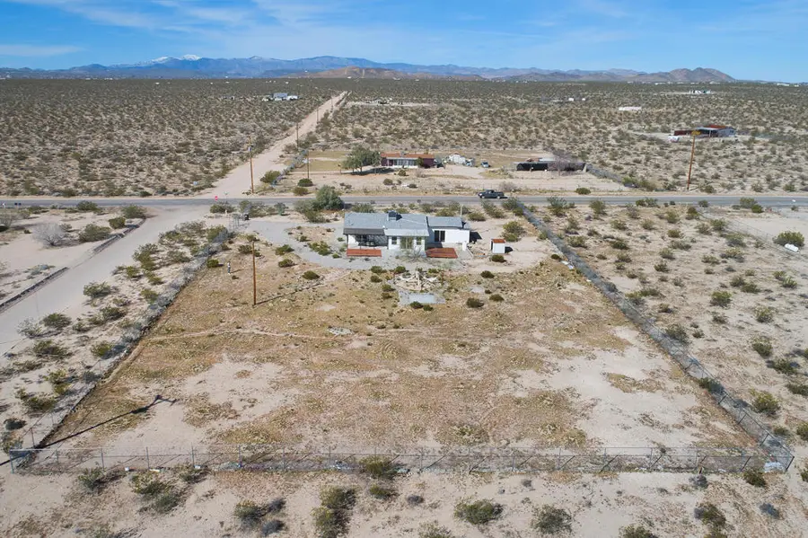 2071 Border Avenue, Joshua Tree, CA 92252 - #3