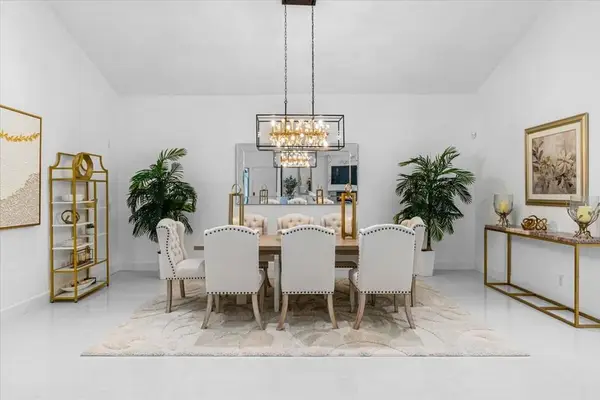 198 Green Mountain, Palm Desert, CA 92211