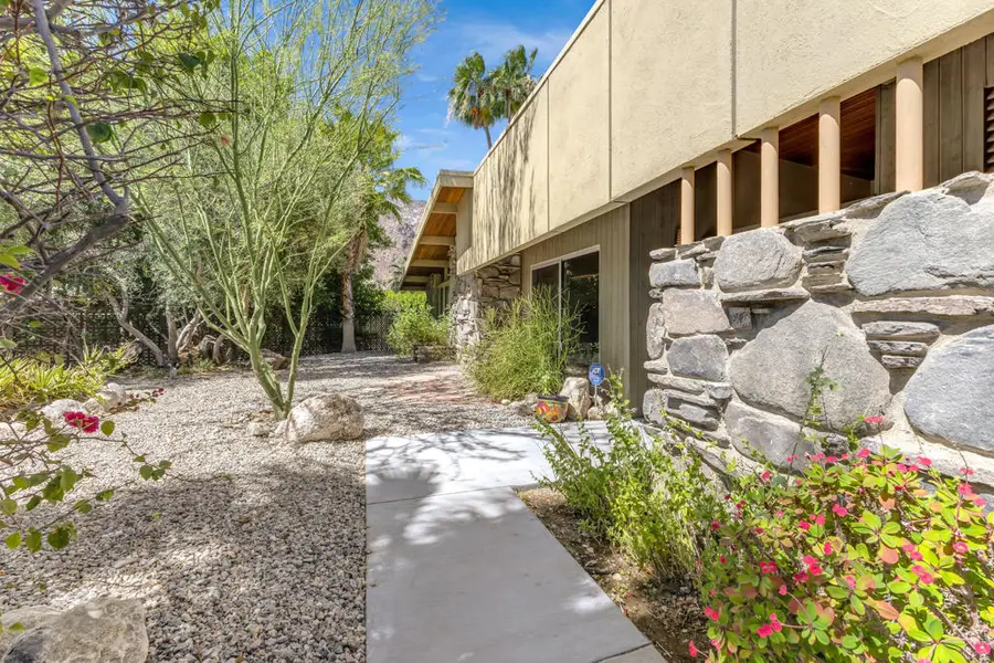 1285 N Via Paraiso, Palm Springs, CA 92262 - #3