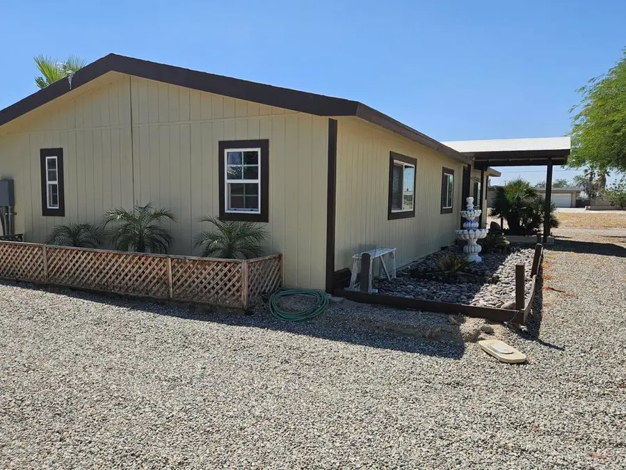 2872 Crystal Lake Avenue, Thermal, CA 92274 - #3