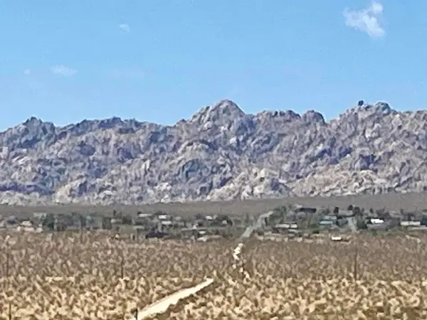 112 Amboy Road, 29 Palms, CA 92277