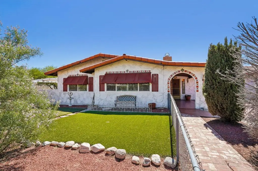 6817 Warren Vista Avenue, Yucca Valley, CA 92284 - #1
