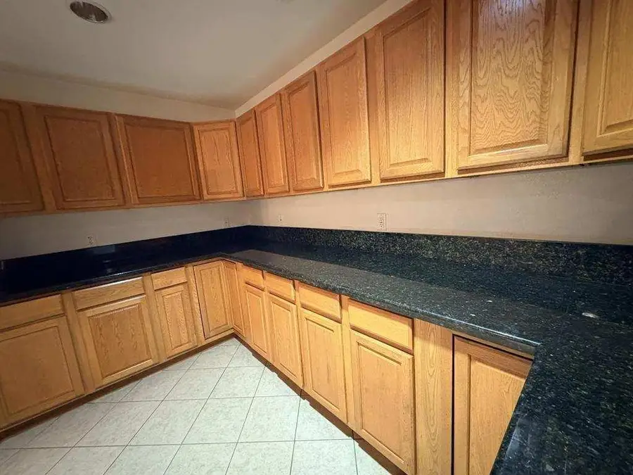 1617 W 208th Street Street #2, Torrance, CA 90501 - #3