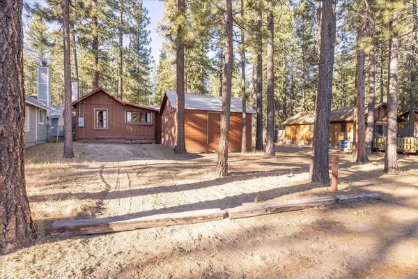 520 W Aeroplane Boulevard, Big Bear, CA 92314