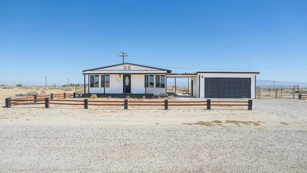 786 Molokai Avenue, Thermal, CA 92274 - #1