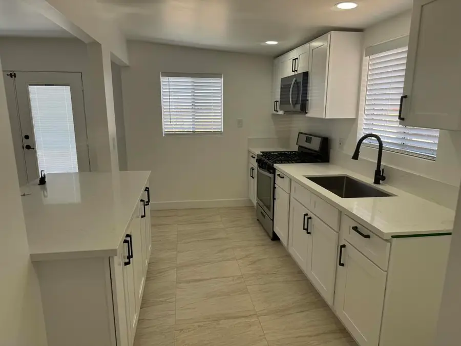 788 Cambria Avenue, Landers, CA 92285 - #2
