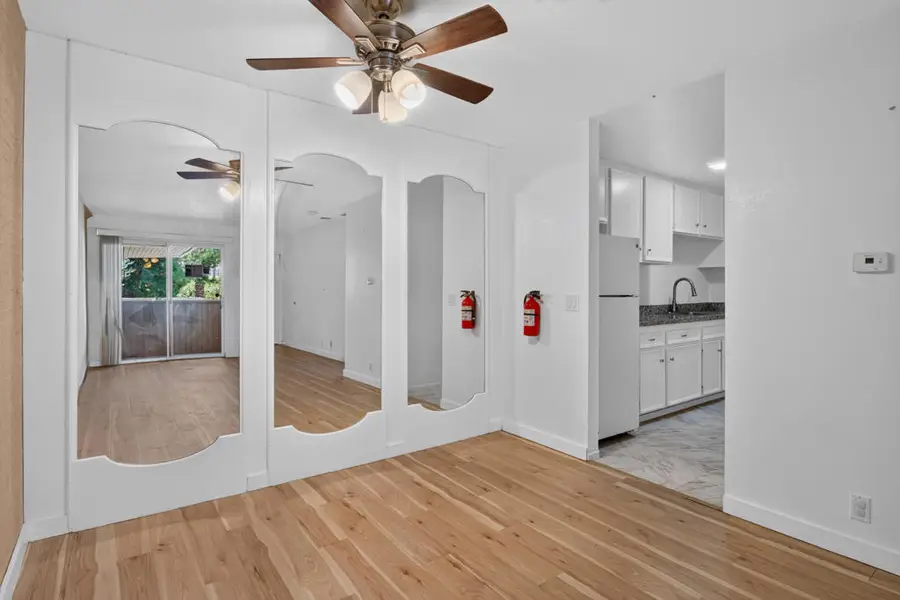 420 N Villa Court #208, Palm Springs, CA 92262 - #2