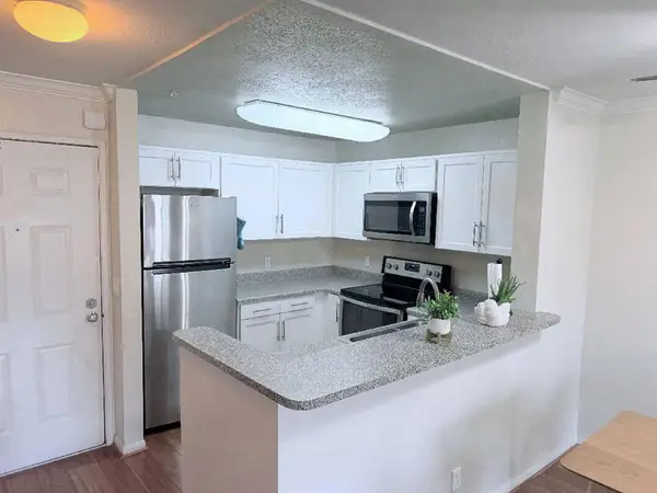 8889 Caminito Plaza Centro #7305, San Diego, CA 92122