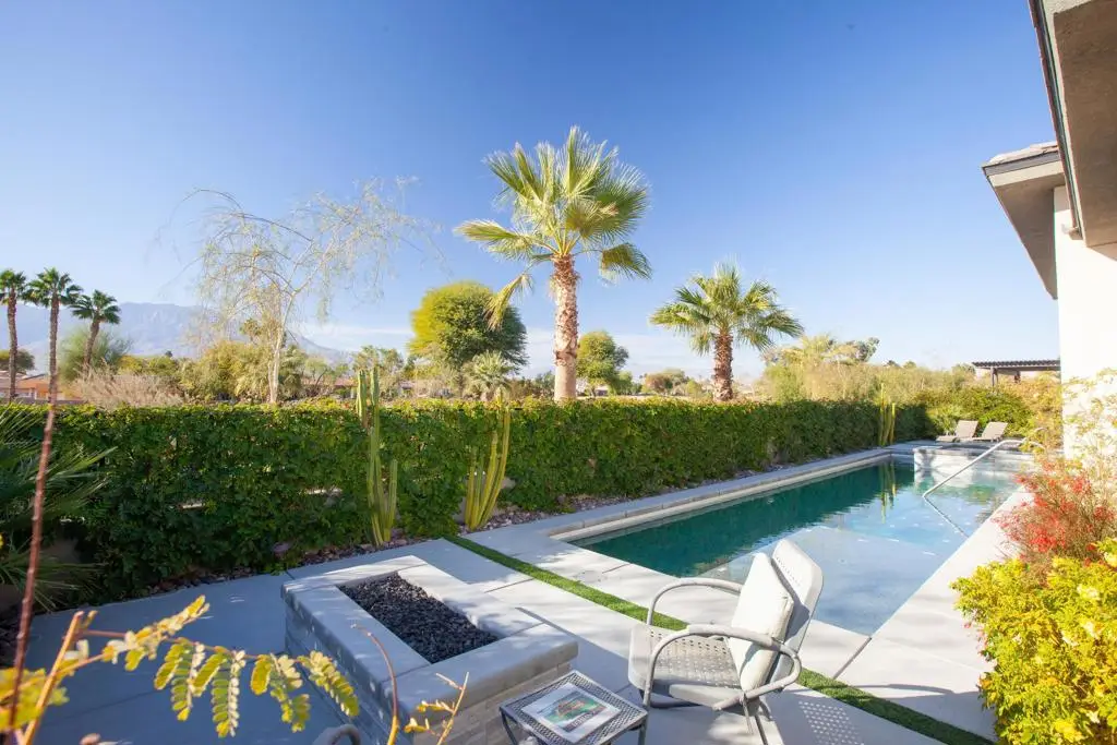 38 Burgundy, Rancho Mirage, CA 92270 - #1