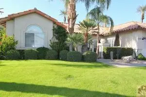 137 Courtside Drive, Palm Desert, CA 92260