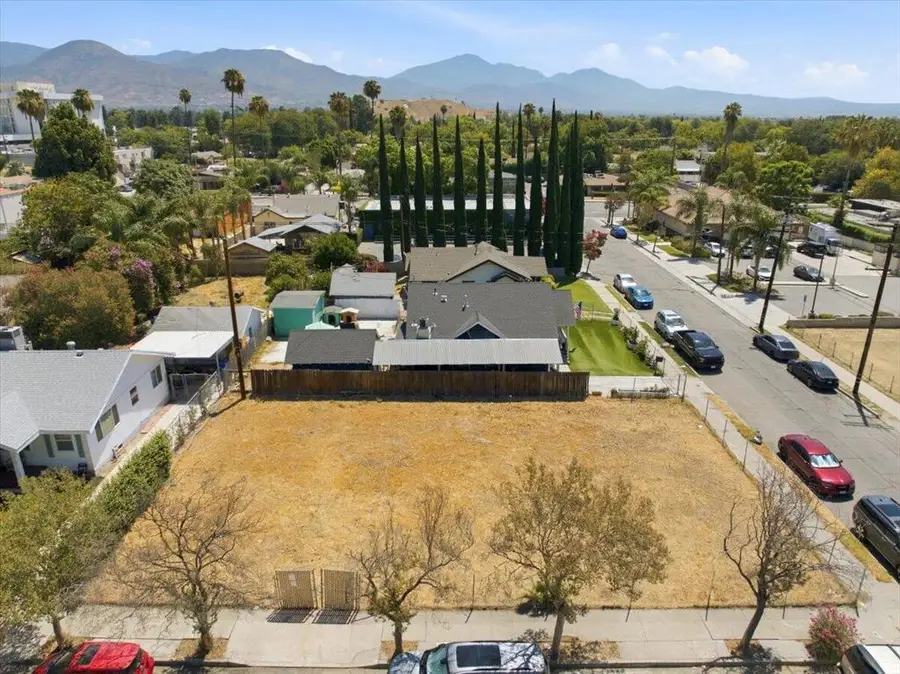 1923 Belle Street, San Bernardino, CA 92404 - #2