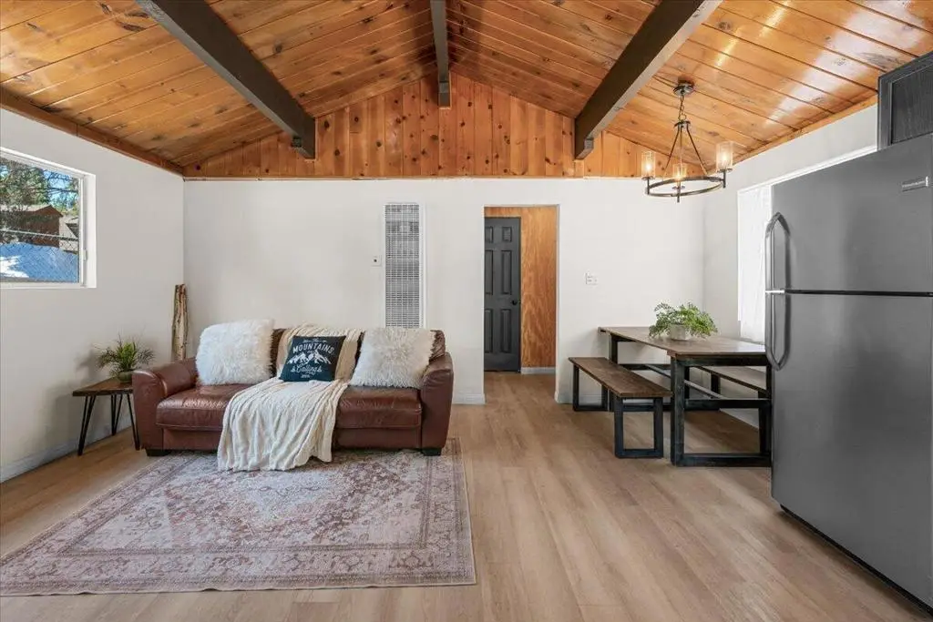 712 San Bernardino Avenue, Sugarloaf, CA 92386 - #1