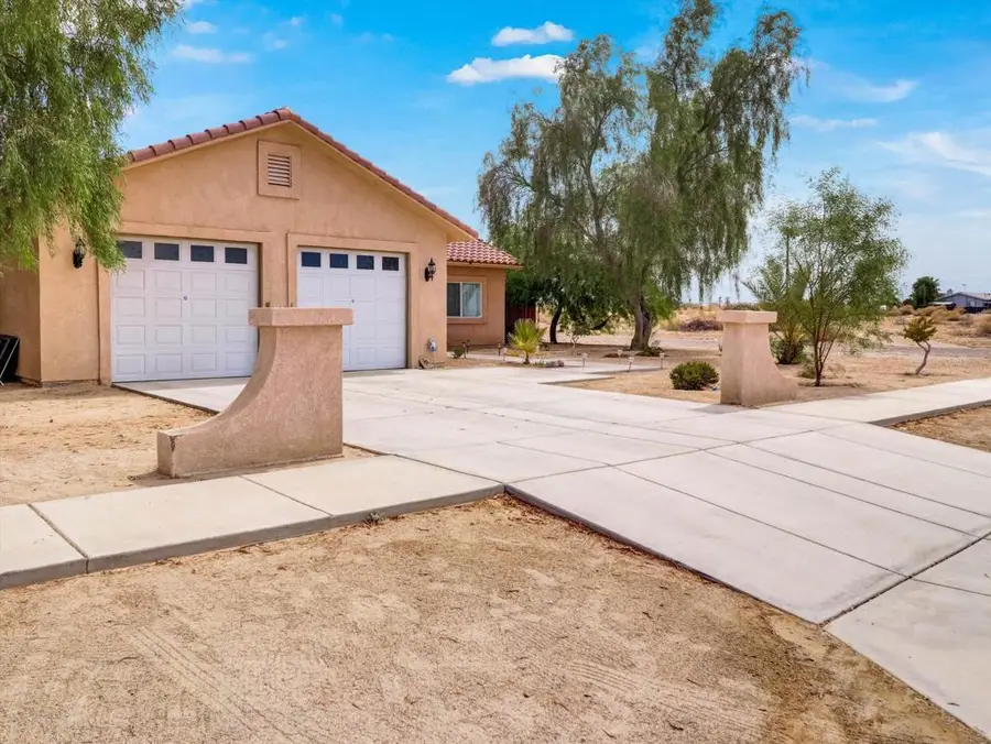 1081 Aberdeen Drive, Thermal, CA 92274 - #2
