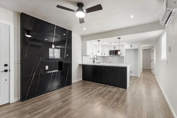17069 N Indian Canyon Drive #9, Palm Springs, CA 92262