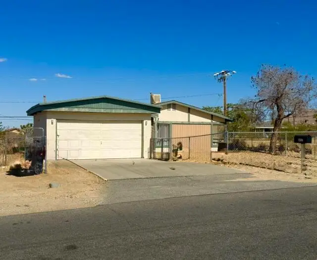 6437 Indio Avenue, Yucca Valley, CA 92284 - #2