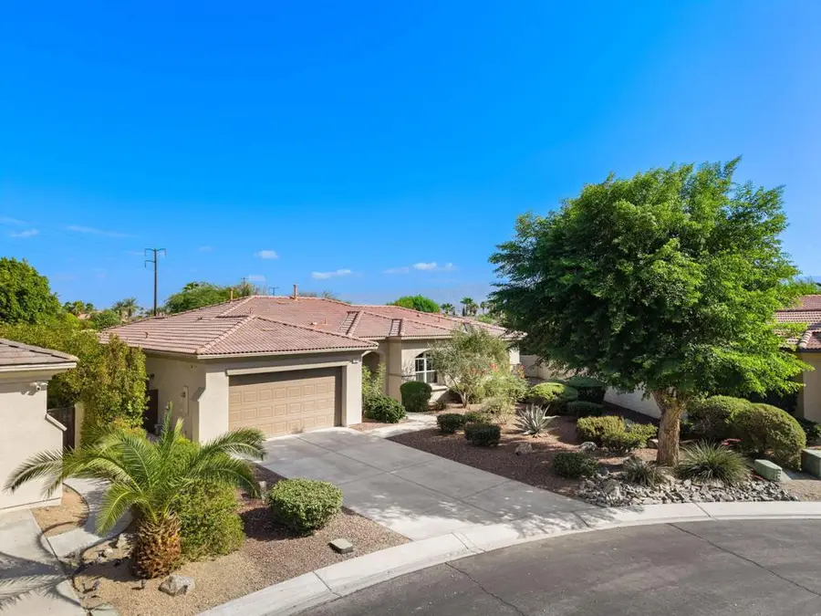 102 Tesori Drive, Palm Desert, CA 92211 - #3