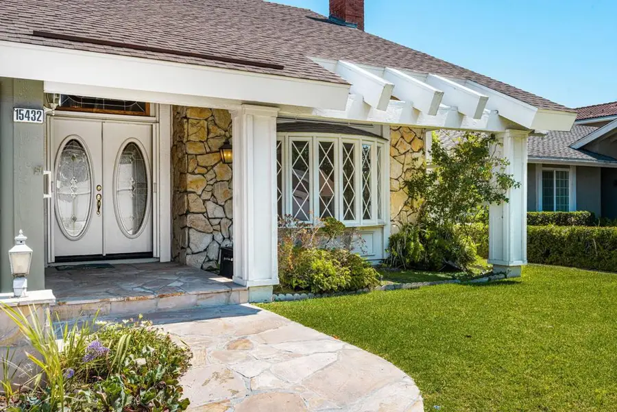 15432 Cherbourg Avenue, Irvine, CA 92604 - #2