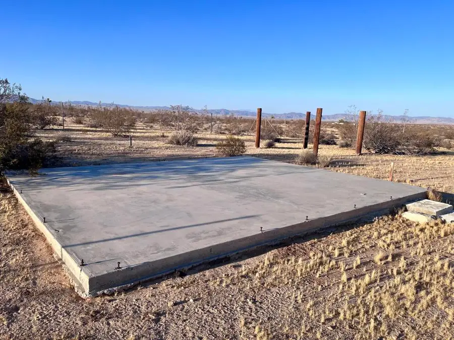 777 Lambert Lane, Landers, CA 92285 - #2