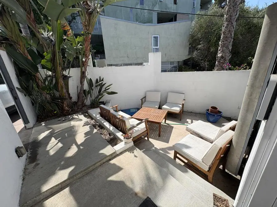 2410 Lyric Avenue, Los Angeles, CA 90027 - #2