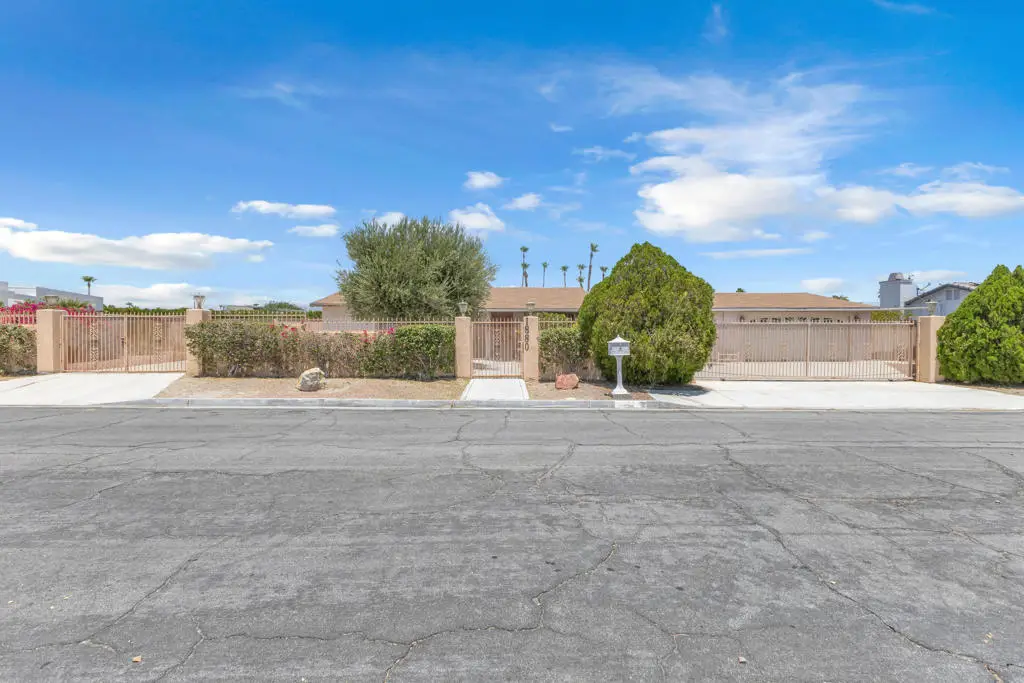 1880 Sharon Road, Palm Springs, CA 92262 - #1