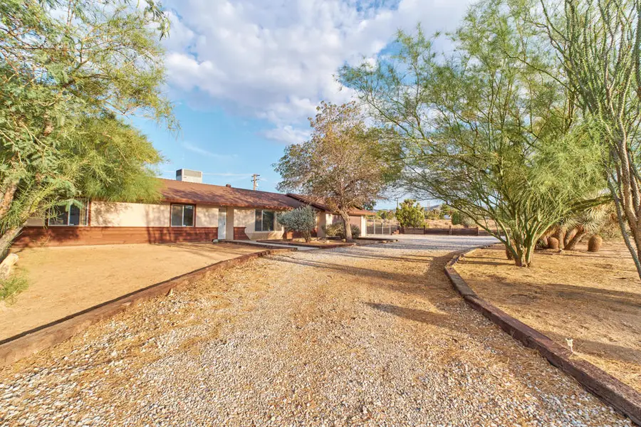 8395 Keats Avenue, Yucca Valley, CA 92284 - #2