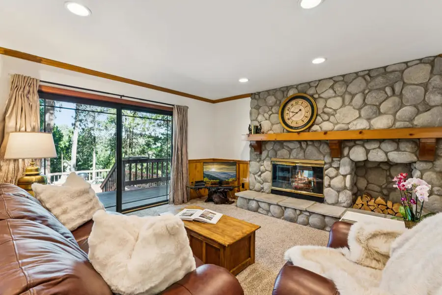 414 Pioneer Road, Lake Arrowhead, CA 92352 - #3