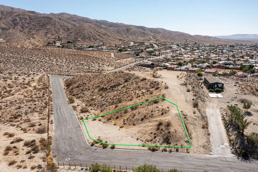 9002 Calle De Begiuos, Desert Hot Springs, CA 92240 - #3