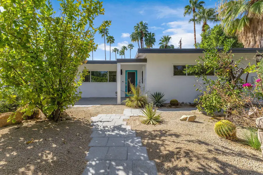 1075 E Sunny Dunes Road, Palm Springs, CA 92264 - #2