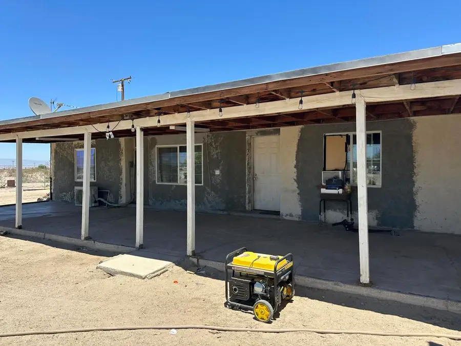 1204 Shore Garden Street, Thermal, CA 92274 - #2