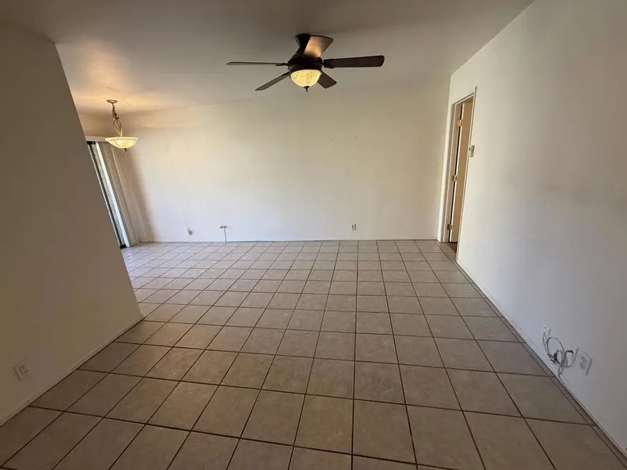 5300 E Waverly Drive #D4, Palm Springs, CA 92264 - #3