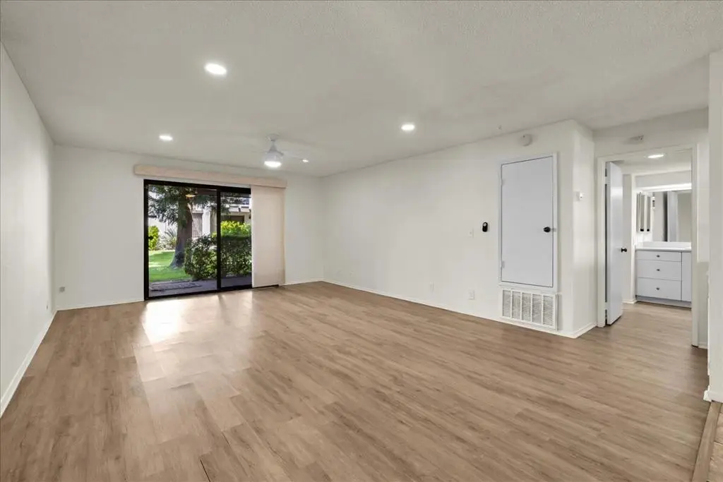 1050 E Ramon Road #119, Palm Springs, CA 92264 - #1
