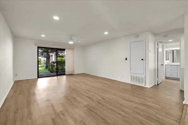 1050 E Ramon Road #119, Palm Springs, CA 92264