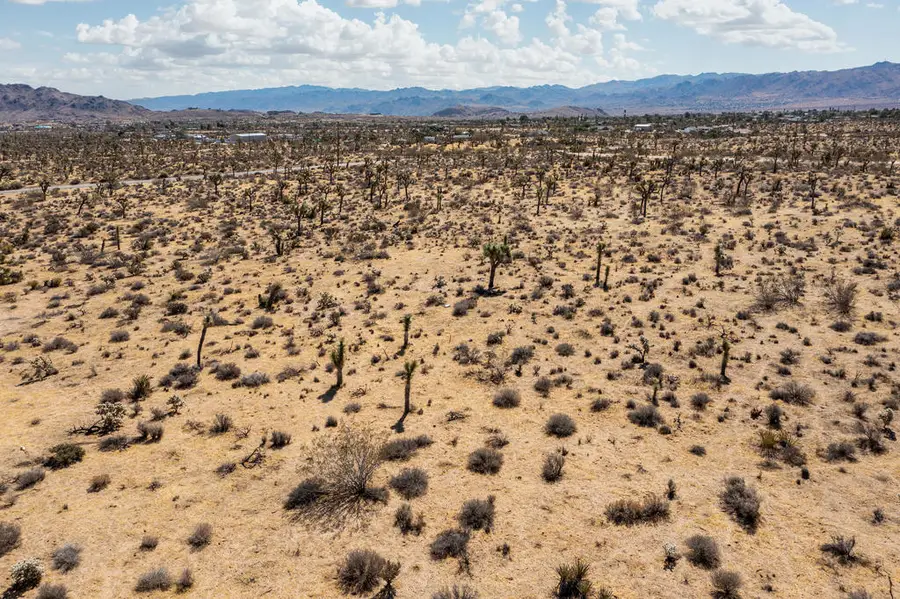 58470 Mesa Drive, Yucca Valley, CA 92284 - #3